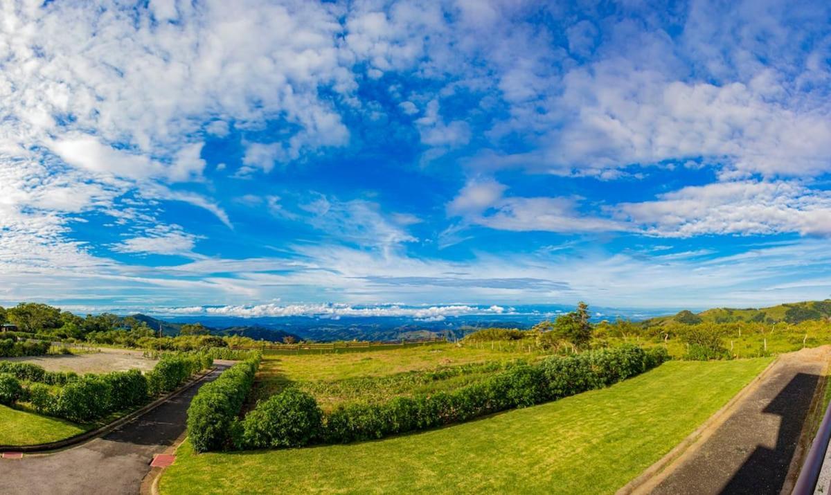 Sunset Vista Lodge,Monteverde,Costa Rica. Exterior photo